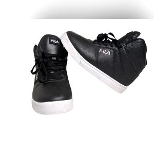 2/$30....Size 3.5 Fila Sneakers